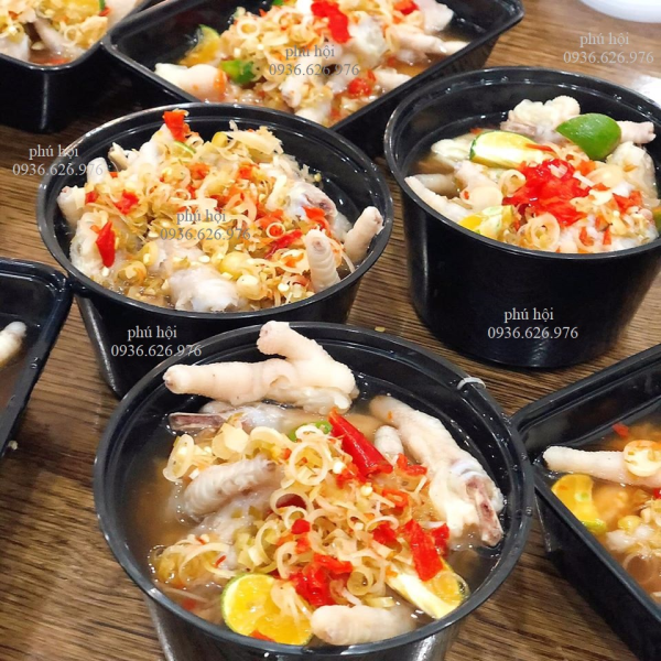 HỘP NHỰA ĐEN 750ml